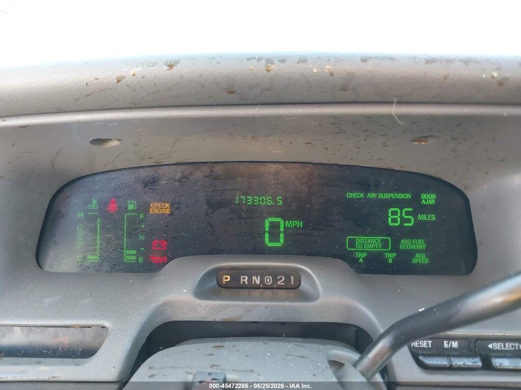 2MEFM75W43X680607 2003 MERCURY GRAND MARQUIS photo no. 7