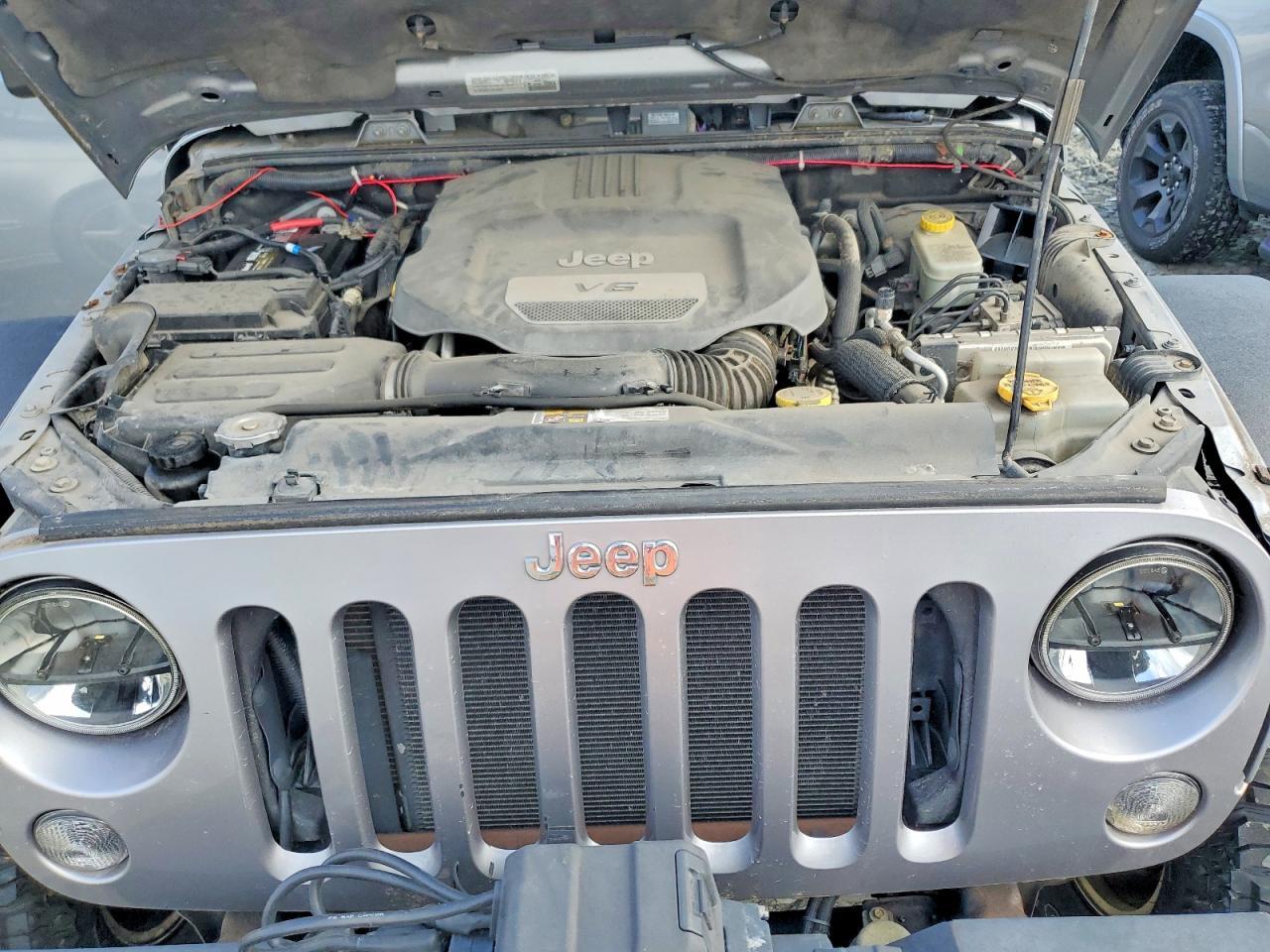 2015 JEEP WRANGLER UNLIMITED RUBICON — Фото 11 из 12