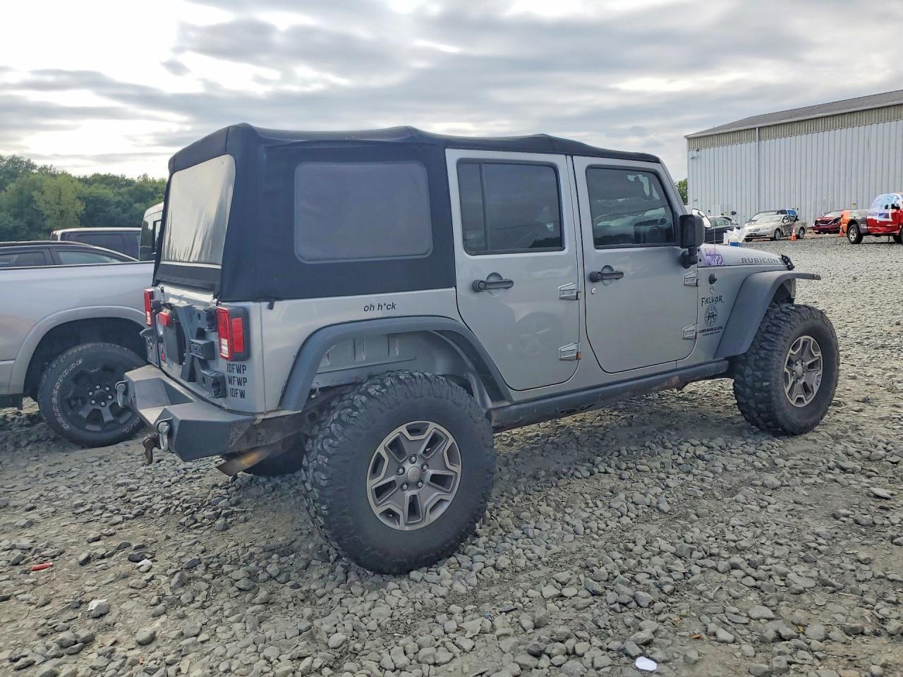 2015 JEEP WRANGLER UNLIMITED RUBICON — Фото 3 из 12