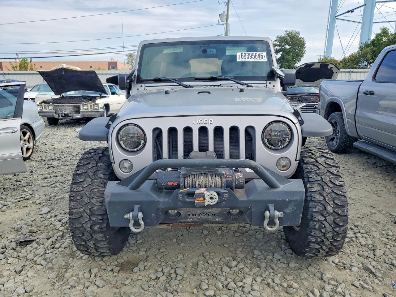 2015 JEEP WRANGLER UNLIMITED RUBICON — Фото 5 из 12