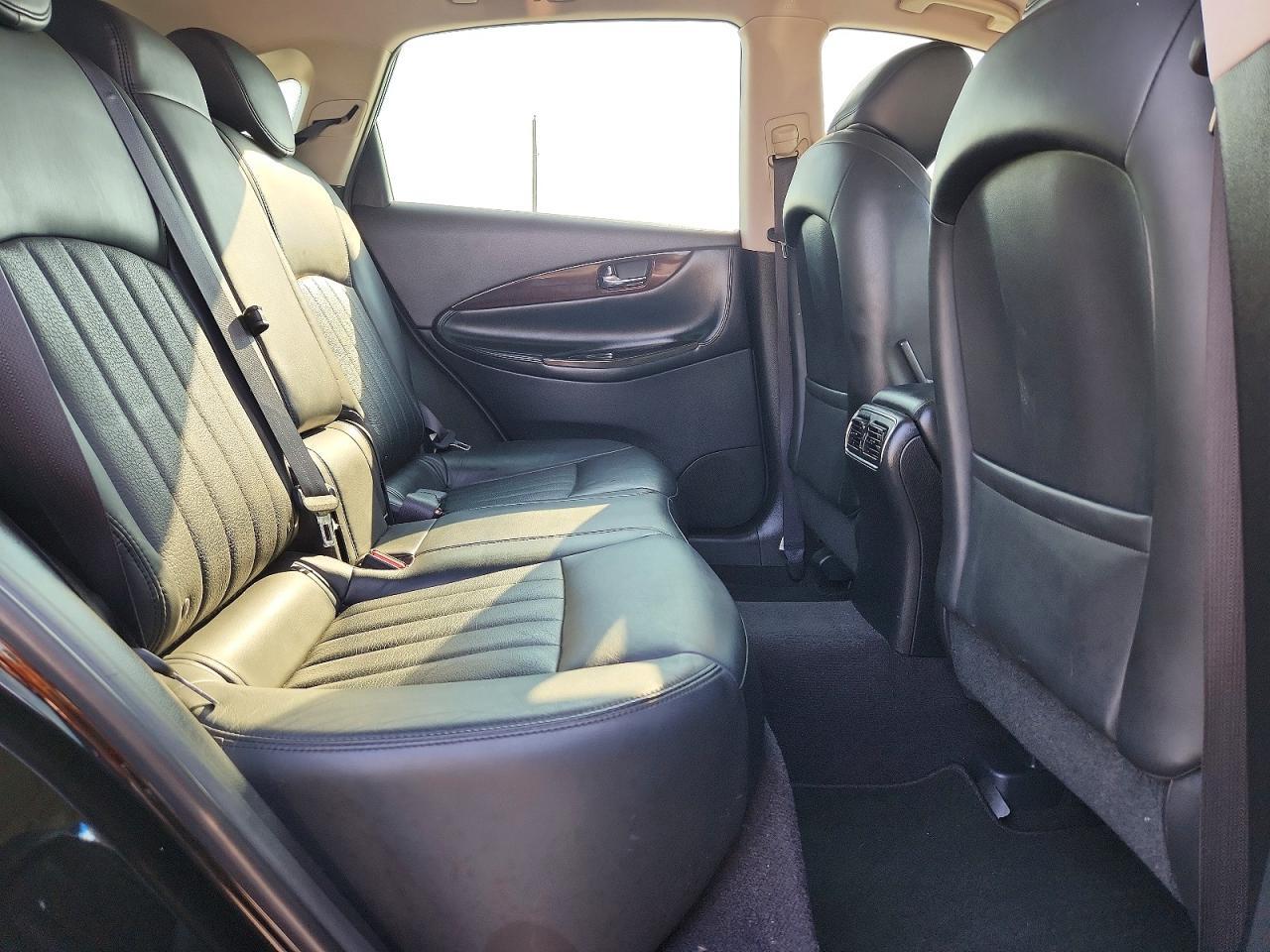 2016 INFINITI QX50 BASE — Фото 11 из 13