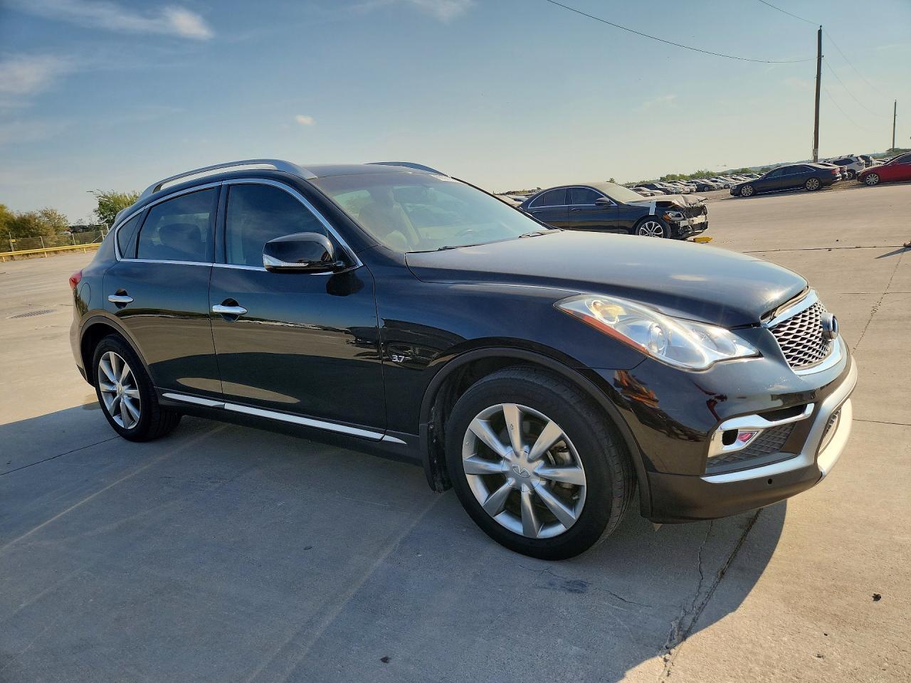 2016 INFINITI QX50 BASE — Фото 4 из 13