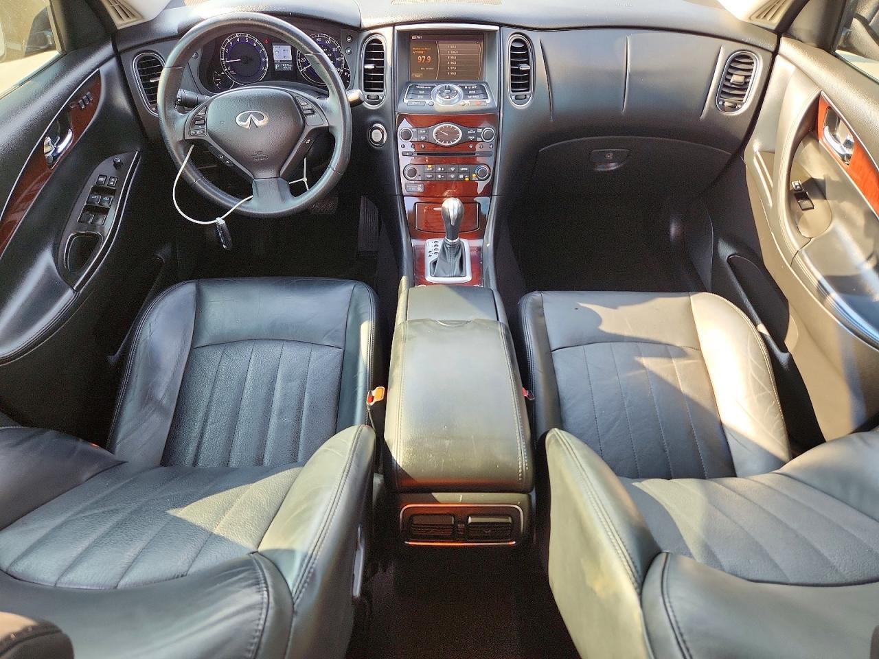 2016 INFINITI QX50 BASE — Фото 8 из 13