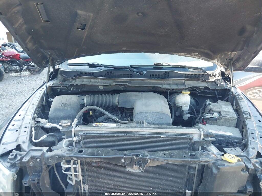 1C6RR7FGXJS265290 2018 RAM 1500 photo no. 10