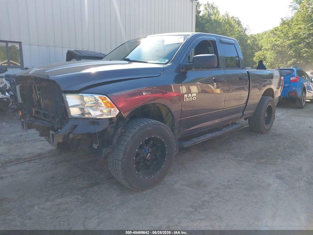 1C6RR7FGXJS265290 2018 RAM 1500 photo no. 2