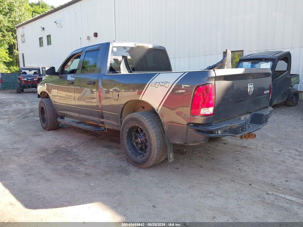 1C6RR7FGXJS265290 2018 RAM 1500 photo no. 3