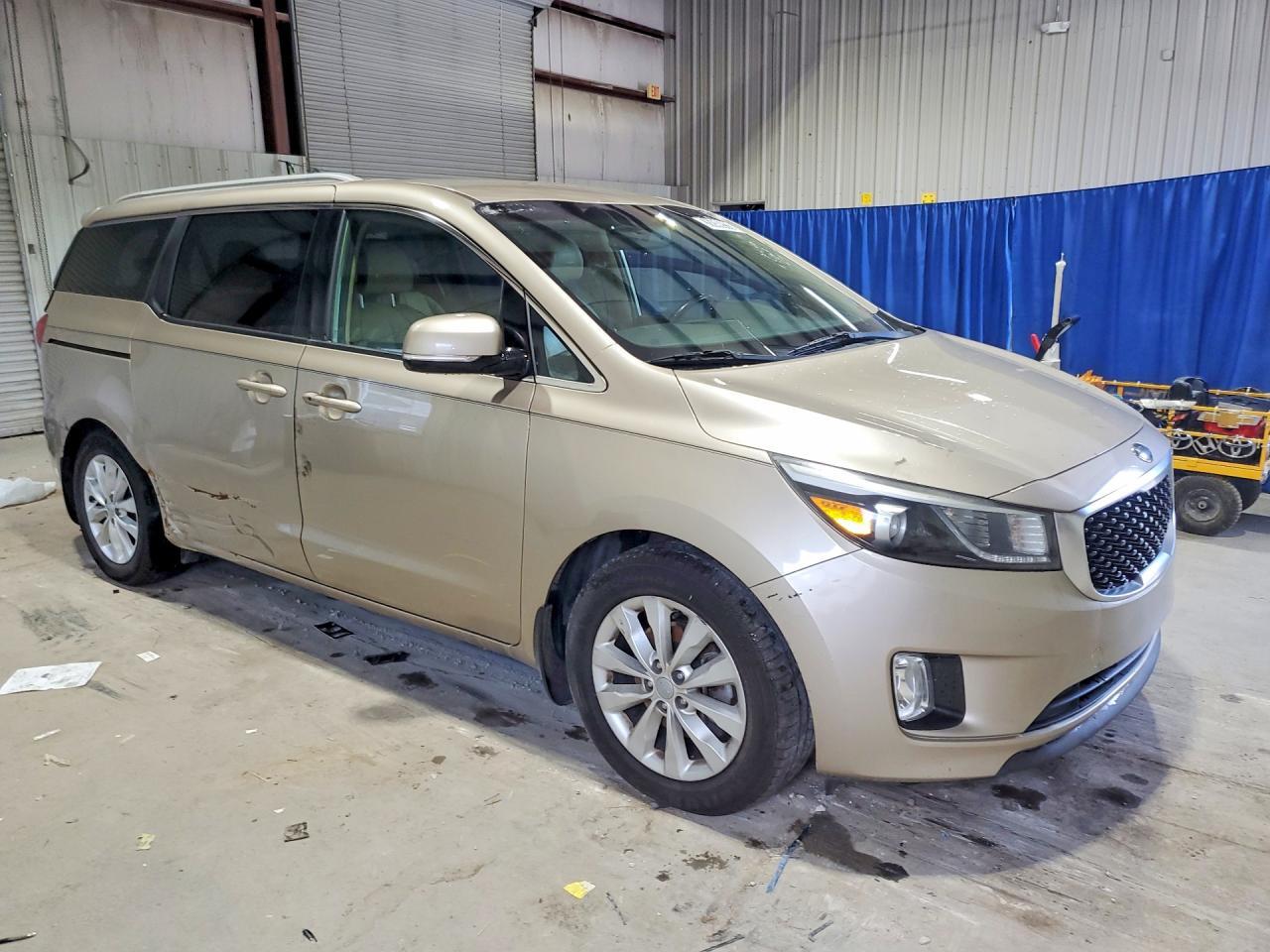 2015 KIA SEDONA EX — Фото 4 из 13