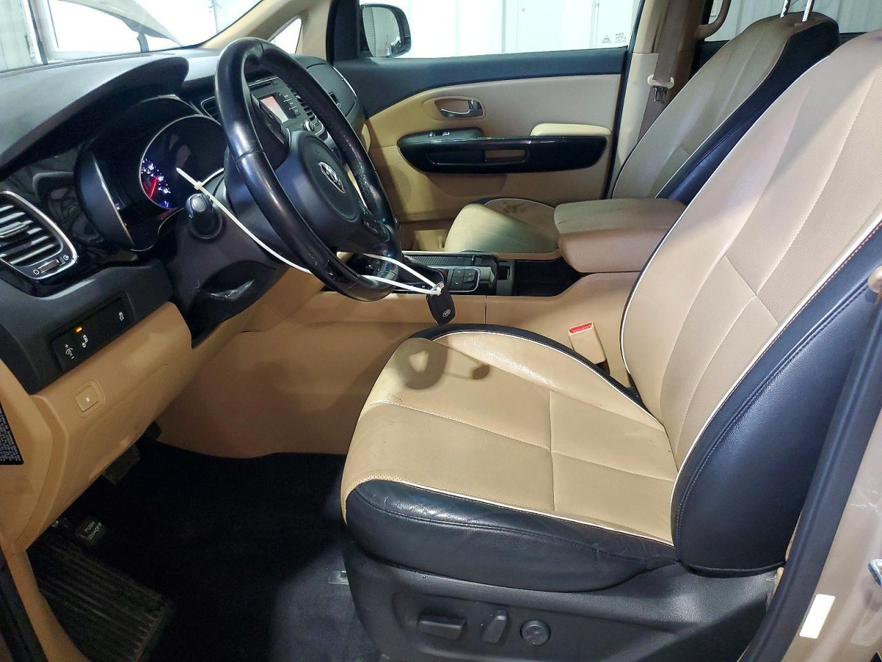 2015 KIA SEDONA EX — Фото 7 из 13