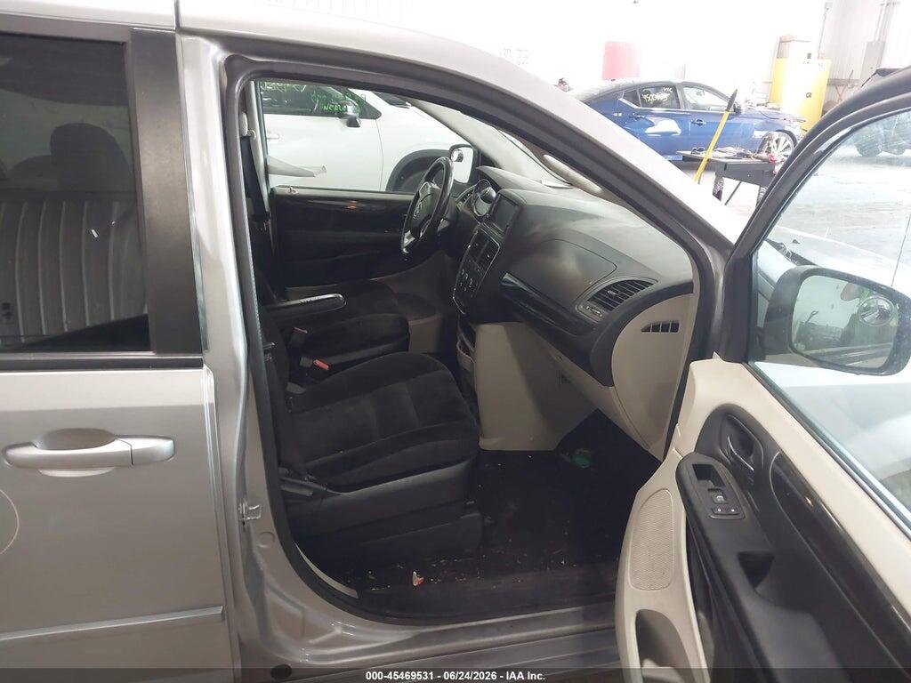 2C4RDGBG4HR780407 2017 DODGE GRAND CARAVAN photo no. 5