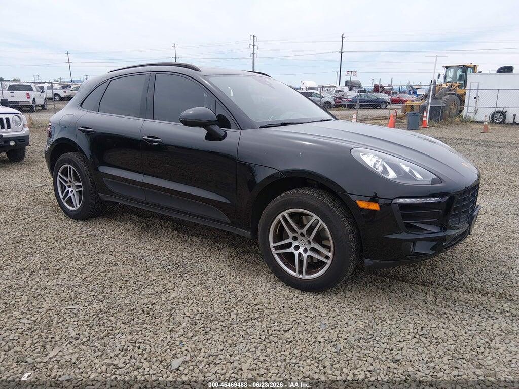 WP1AA2A5XHLB03393 2017 PORSCHE MACAN photo no. 1