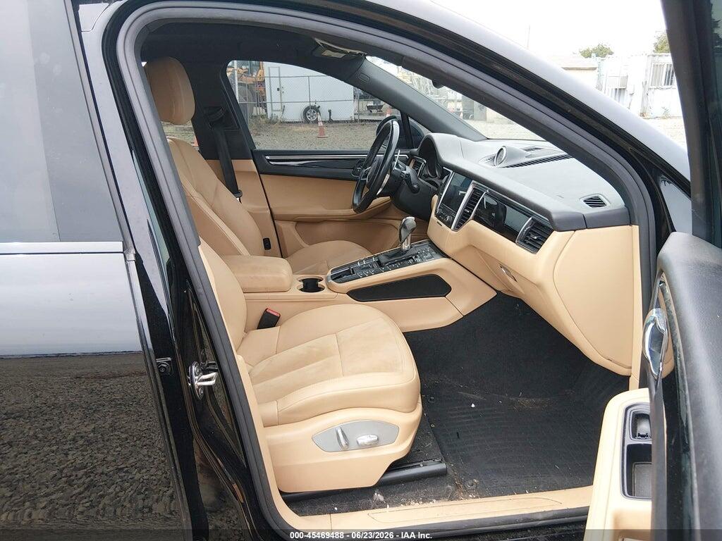 WP1AA2A5XHLB03393 2017 PORSCHE MACAN photo no. 5