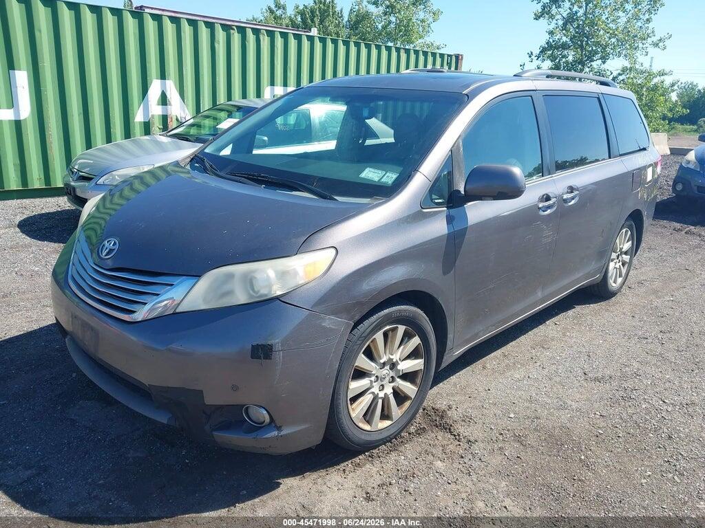 5TDDK3DC9CS047689 2012 TOYOTA SIENNA photo no. 2