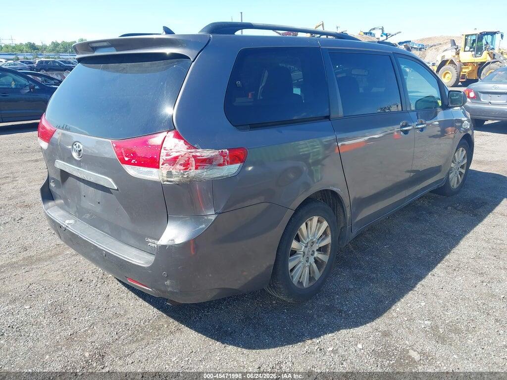 5TDDK3DC9CS047689 2012 TOYOTA SIENNA photo no. 4