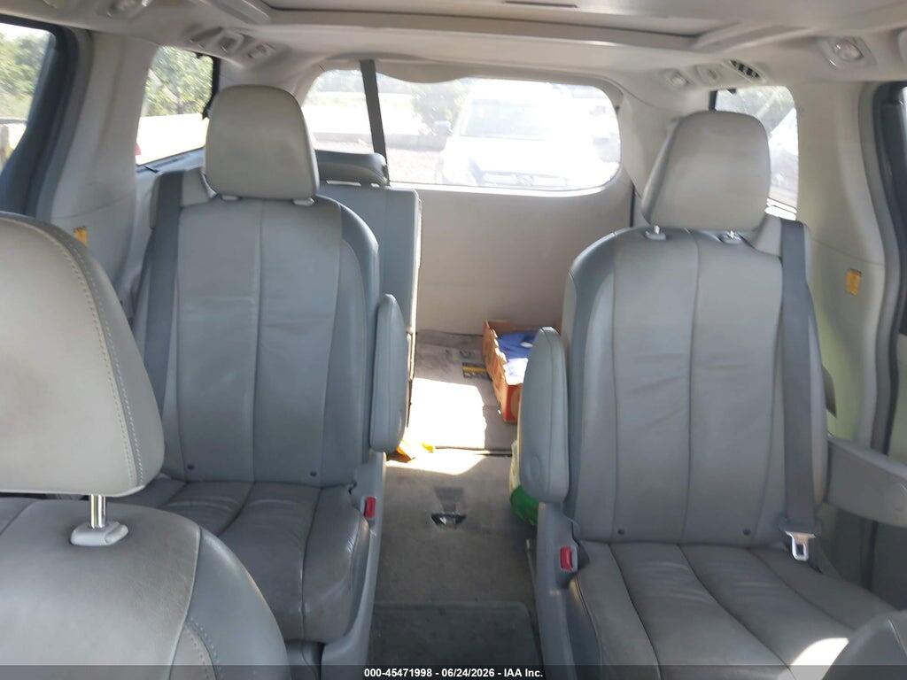 5TDDK3DC9CS047689 2012 TOYOTA SIENNA photo no. 8