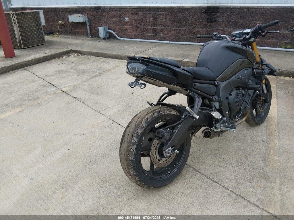 JYARN27E9BA000643 2011 YAMAHA FZ8 photo no. 4