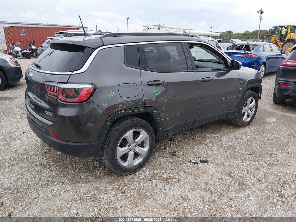 3C4NJCBB5JT186707 2018 JEEP COMPASS photo no. 4