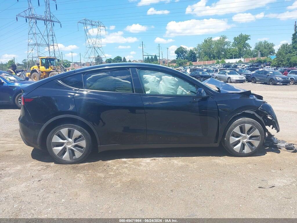 7SAYGDEE6NA008493 2022 TESLA MODEL Y photo no. 12