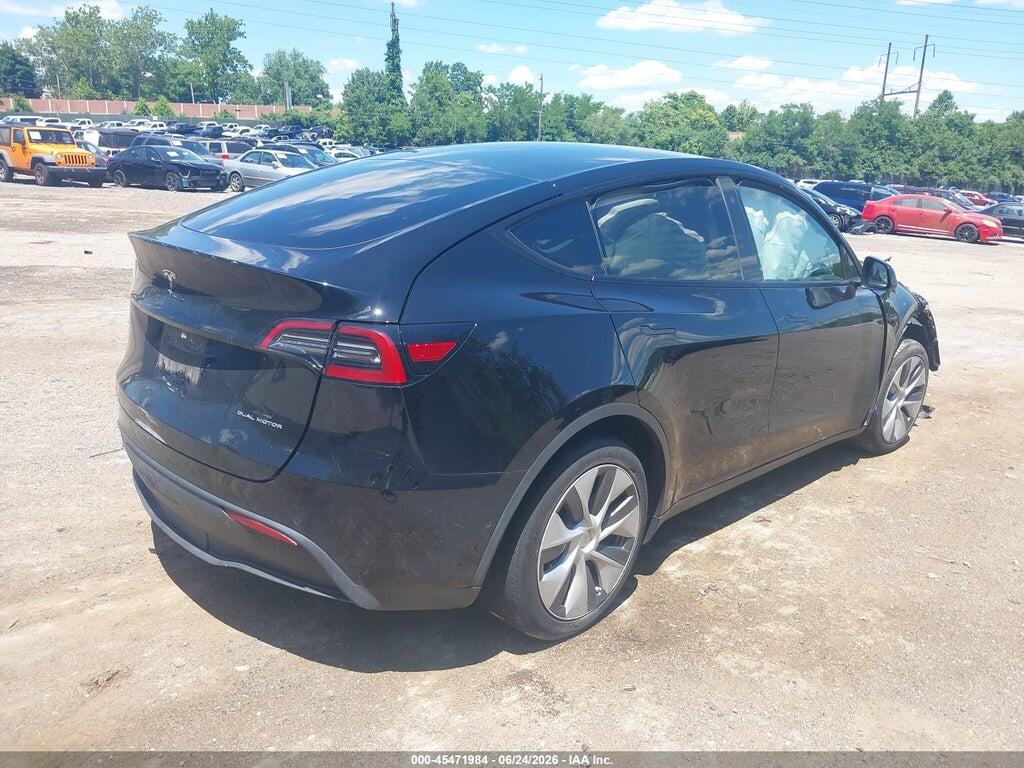 7SAYGDEE6NA008493 2022 TESLA MODEL Y photo no. 4