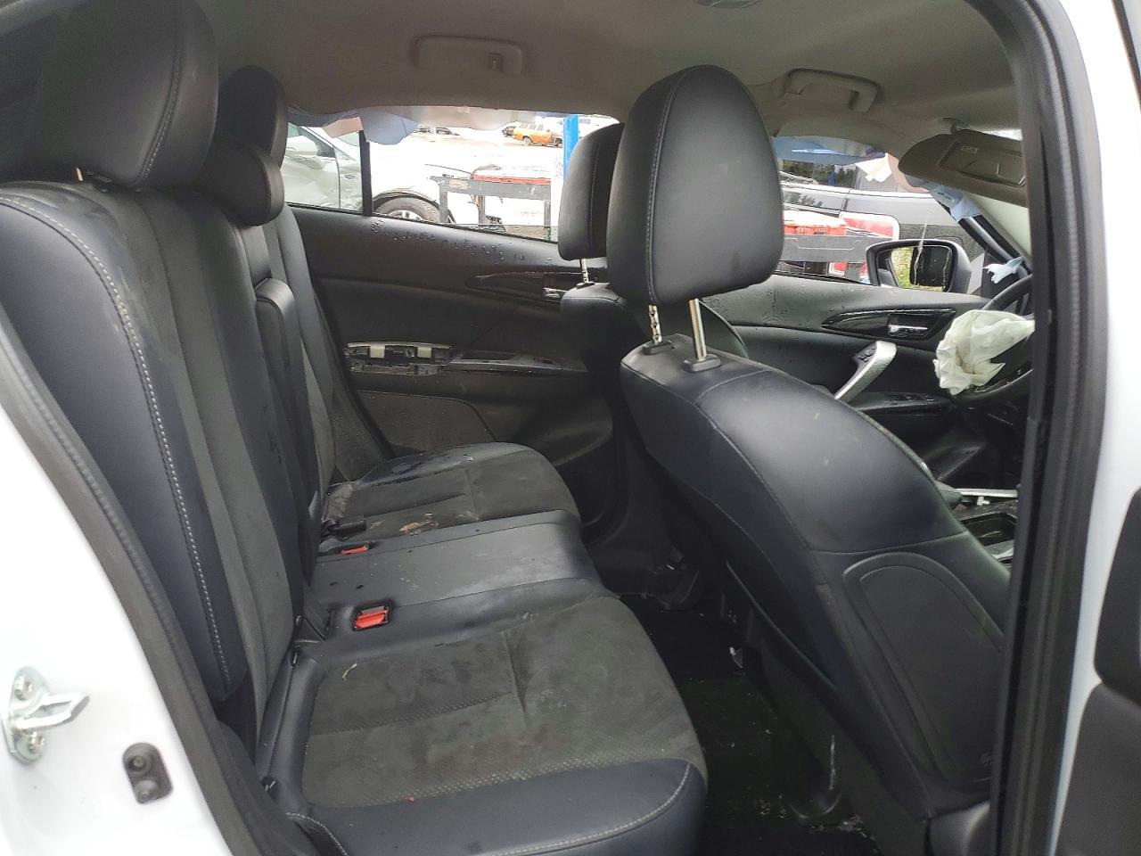 2025 MITSUBISHI ECLIPSE CROSS SE — Фото 11 из 13