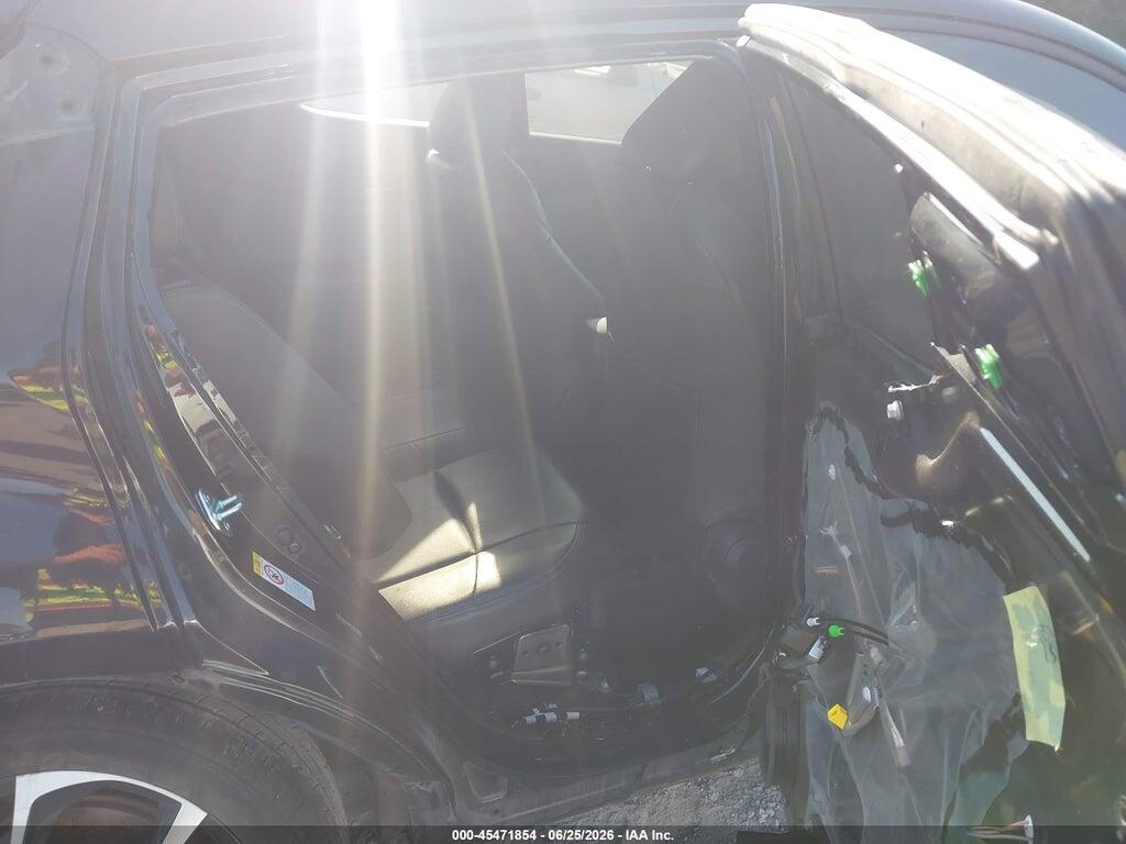 NMTKHMBX6KR088280 2019 TOYOTA C-HR photo no. 8