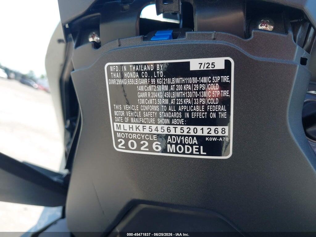 MLHKF5456T5201268 2026 HONDA ADV160 photo no. 10