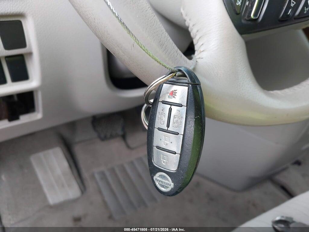 JN8AE2KP0F9125150 2015 NISSAN QUEST photo no. 11