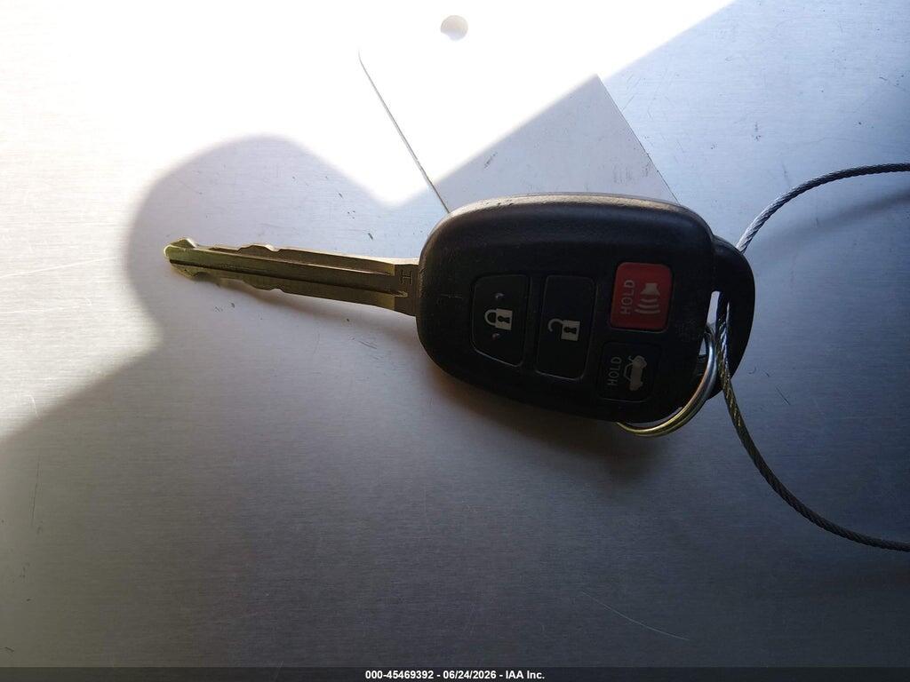 5YFBURHEXGP548878 2016 TOYOTA COROLLA photo no. 11