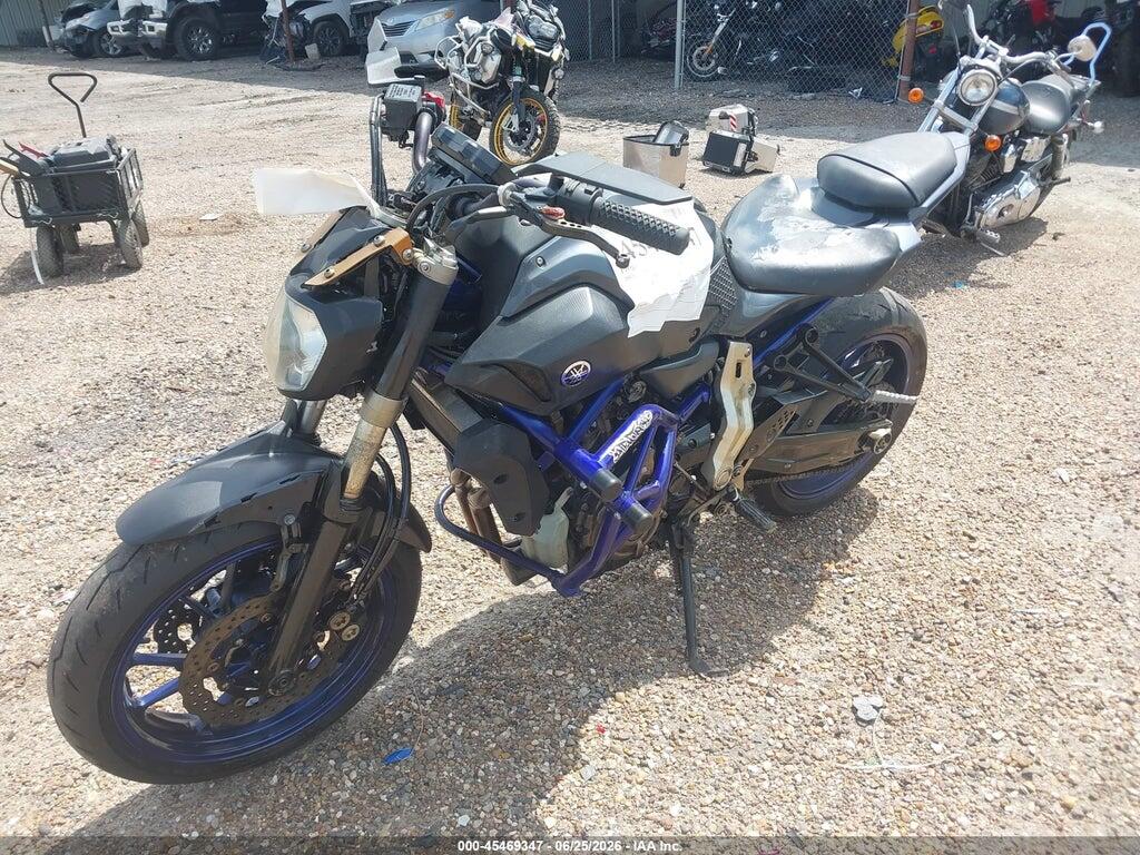 JYARM06E9FA000916 2015 YAMAHA FZ07 photo no. 2