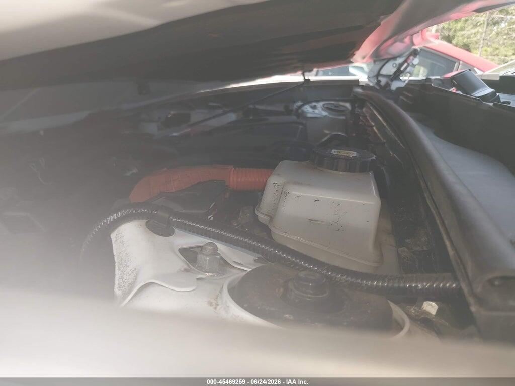 JTDAAAAF3P3012260 2023 TOYOTA CROWN photo no. 10