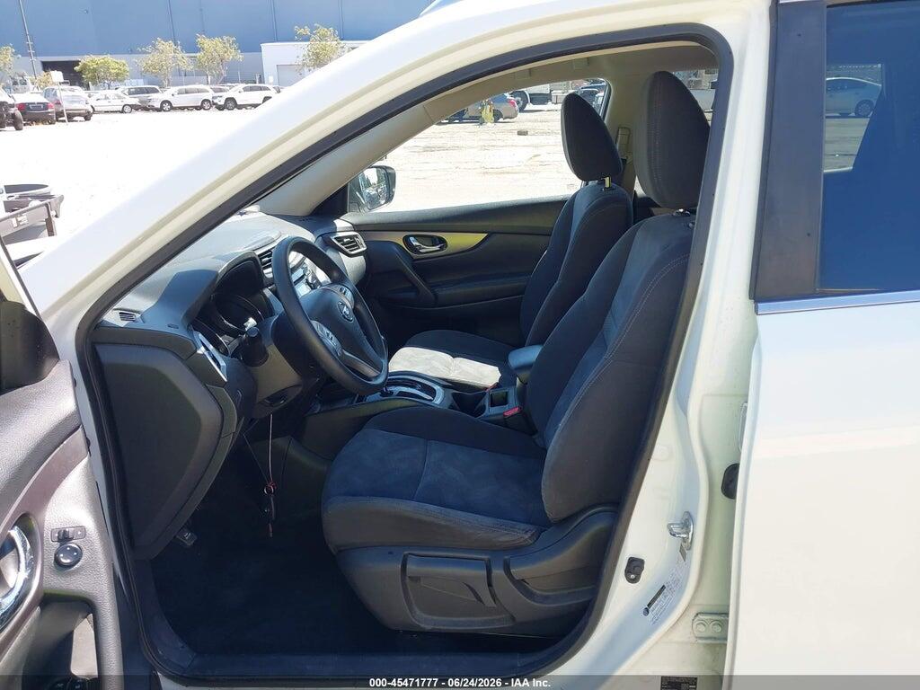 KNMAT2MT6GP672531 2016 NISSAN ROGUE photo no. 5