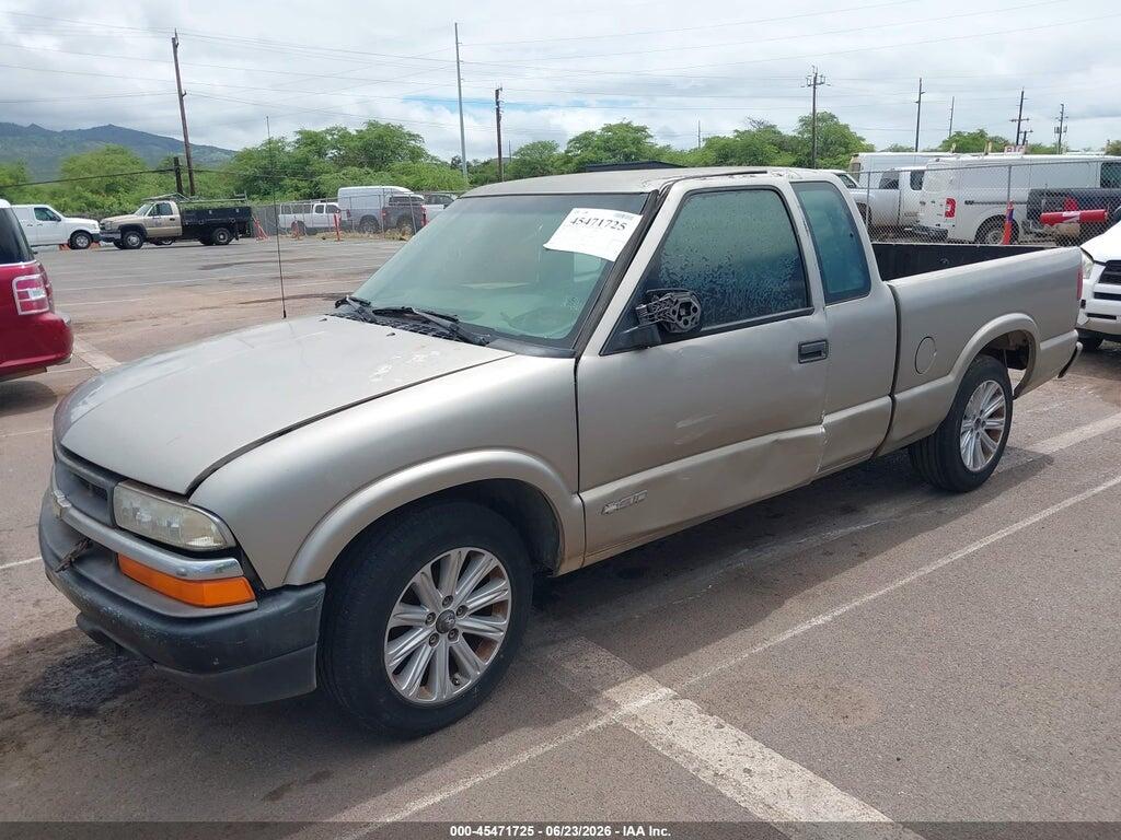 1GCCS19W528113242 2002 CHEVROLET S-10 photo no. 2