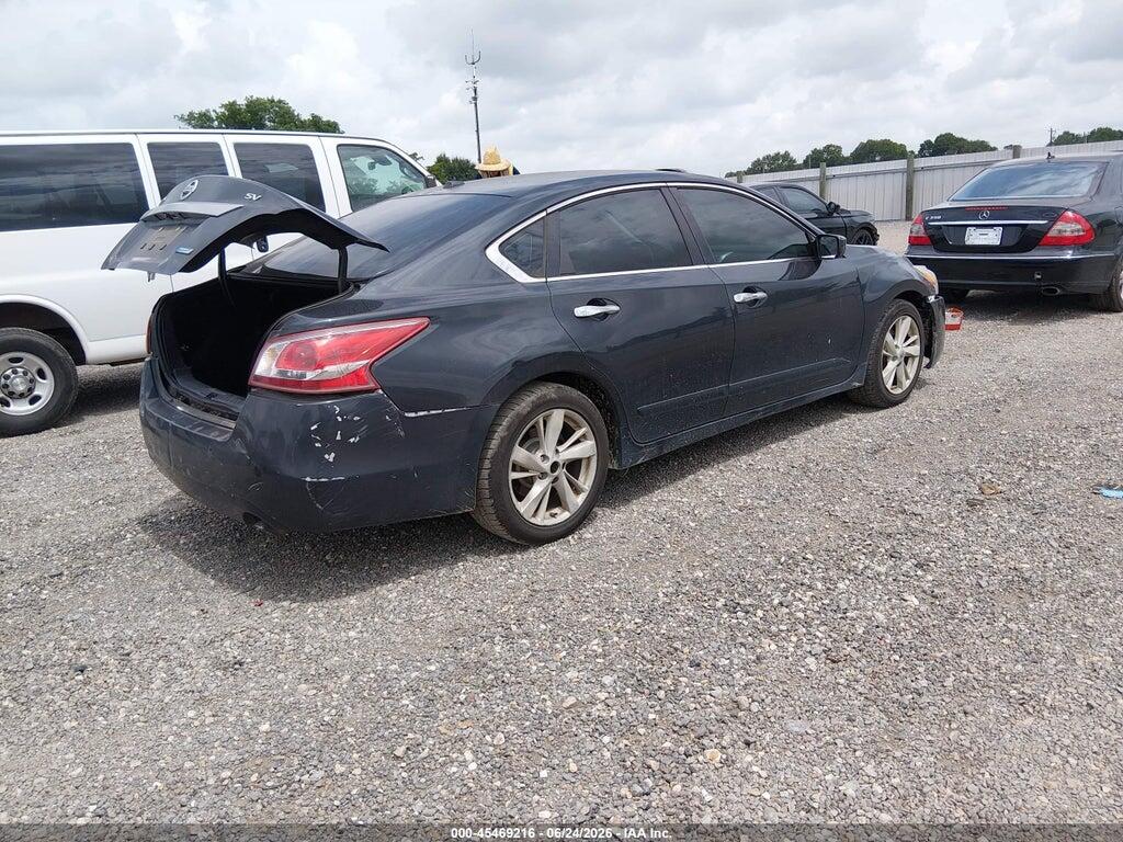 1N4AL3AP3DN560781 2013 NISSAN ALTIMA photo no. 4