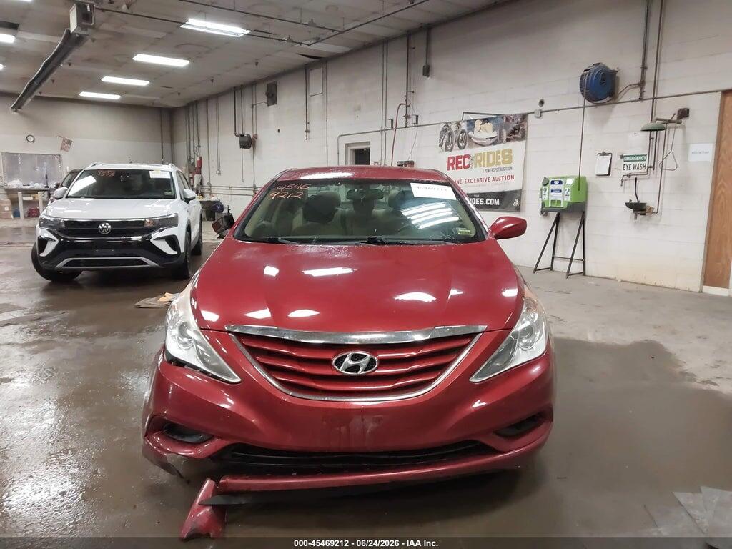 5NPEB4AC4CH448720 2012 HYUNDAI SONATA photo no. 12