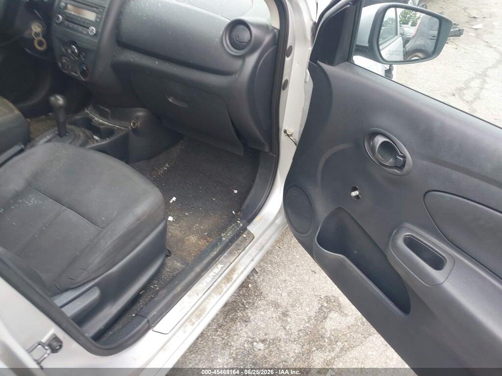 3N1CN7AP7HL845772 2017 NISSAN VERSA photo no. 5