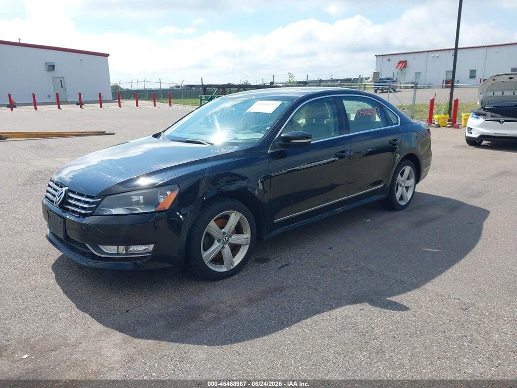 1VWBN7A3XDC119736 2013 VOLKSWAGEN PASSAT photo no. 11
