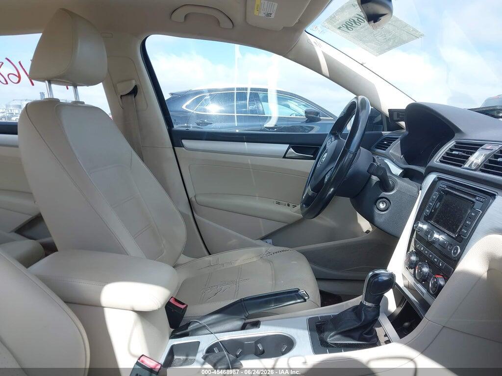1VWBN7A3XDC119736 2013 VOLKSWAGEN PASSAT photo no. 5