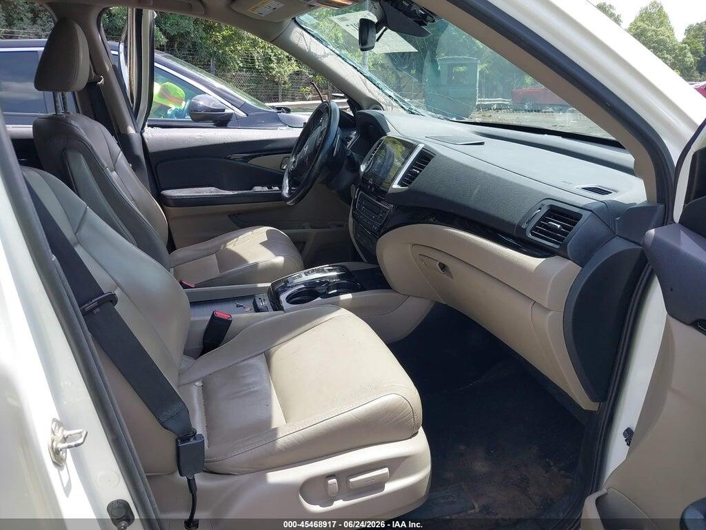 5FNYF6H91HB021394 2017 HONDA PILOT photo no. 5