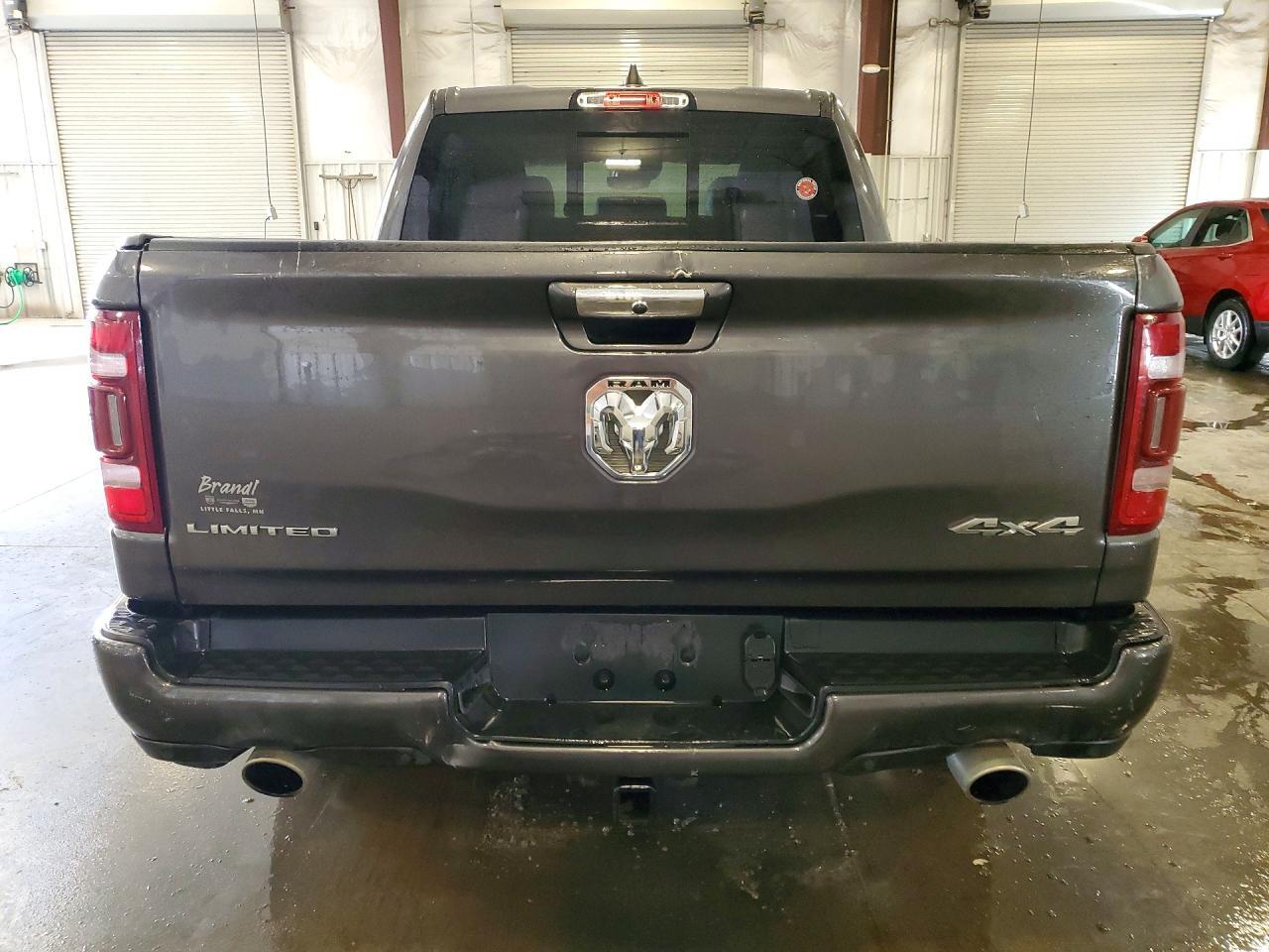 2019 RAM 1500 LIMITED — Фото 6 из 13