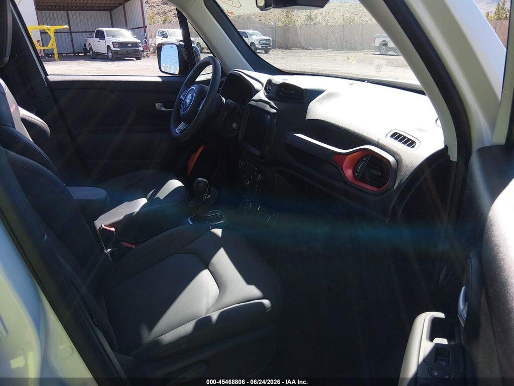 ZACNJDC19PPP67040 2023 JEEP RENEGADE photo no. 5