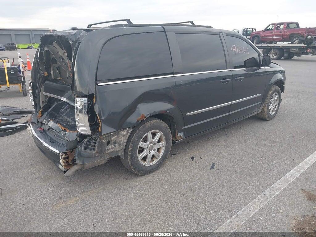 2A4RR5DG0BR637359 2011 CHRYSLER TOWN & COUNTRY photo no. 4