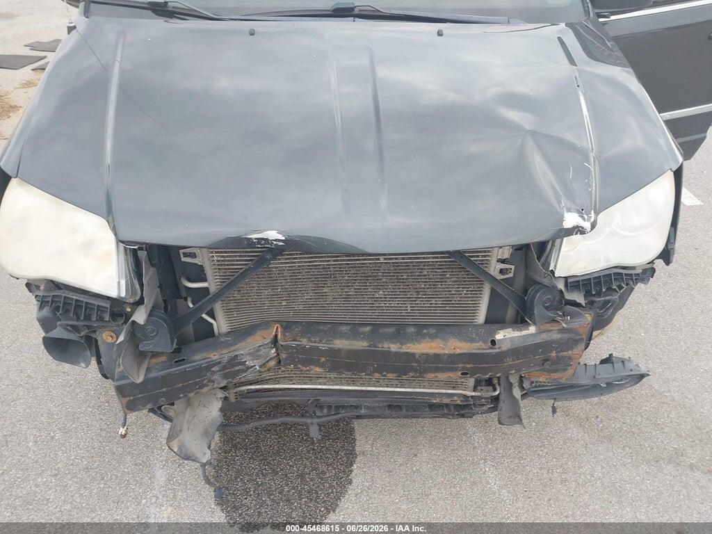 2A4RR5DG0BR637359 2011 CHRYSLER TOWN & COUNTRY photo no. 6