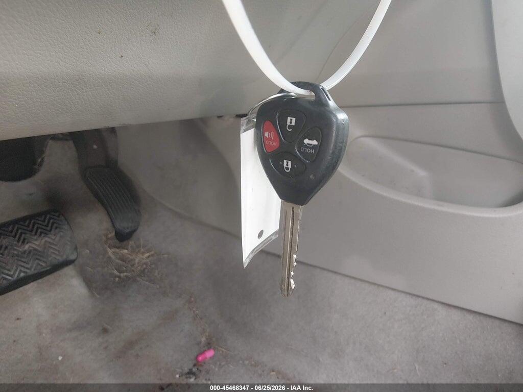 2T1BU4EE3AC377258 2010 TOYOTA COROLLA photo no. 11