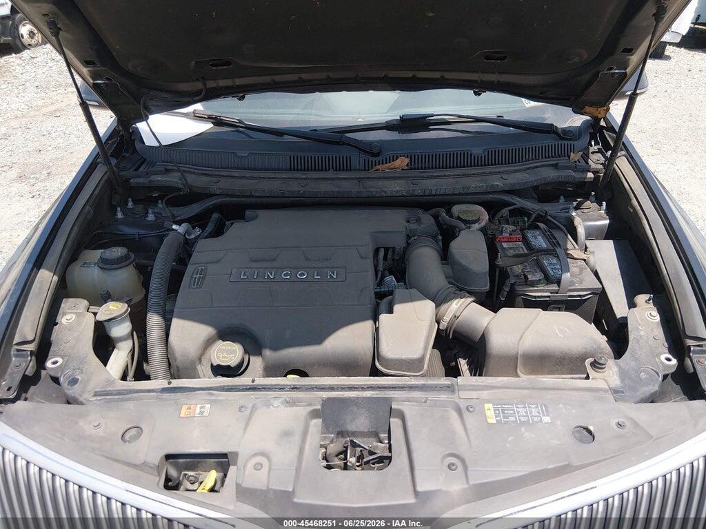 2LMHJ5FK2GBL01948 2016 LINCOLN MKT photo no. 10