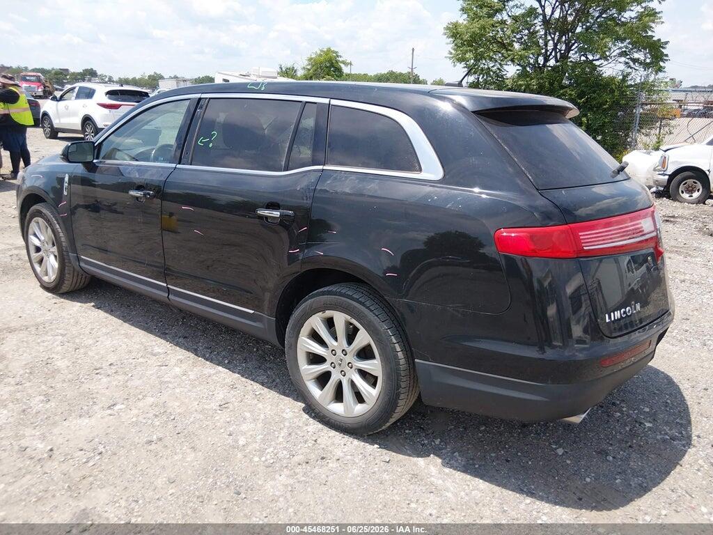 2LMHJ5FK2GBL01948 2016 LINCOLN MKT photo no. 3