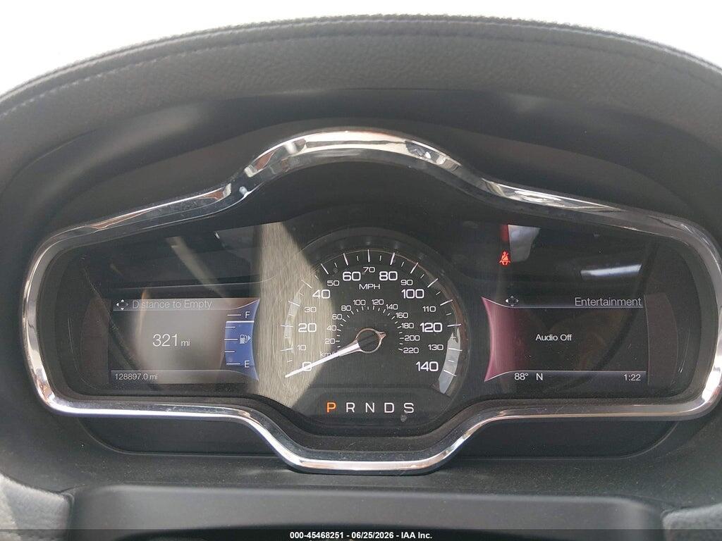 2LMHJ5FK2GBL01948 2016 LINCOLN MKT photo no. 7