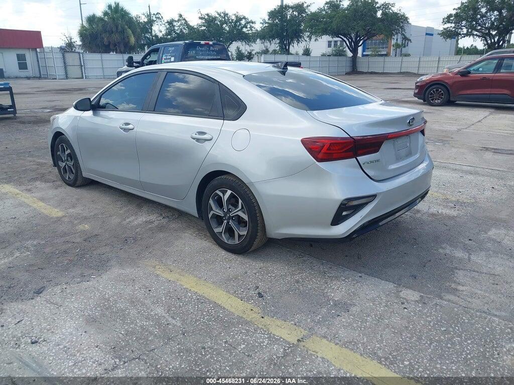 3KPF24AD8ME291843 2021 KIA FORTE photo no. 3