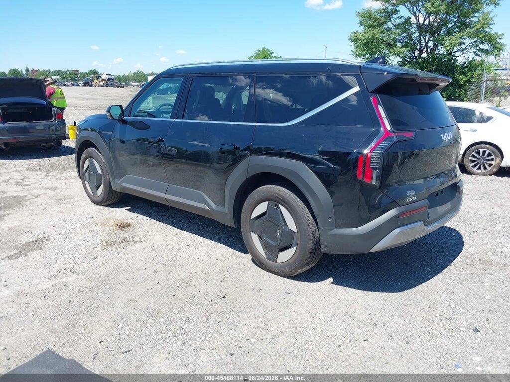 5XYAFFS54TG020619 2026 KIA EV9 photo no. 3