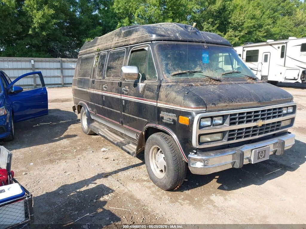 1GBEG25KXPF337438 1993 CHEVROLET G20 photo no. 1