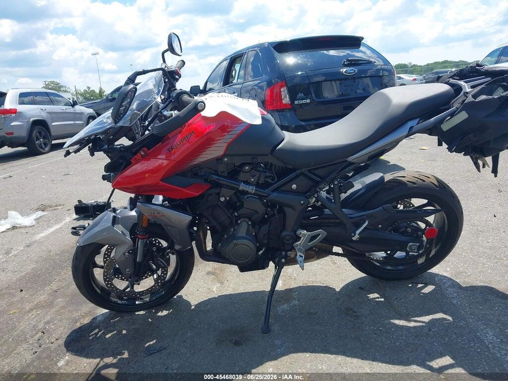 SMTL20UL4NTAX6455 2022 TRIUMPH MOTORCYCLE TIGER photo no. 11