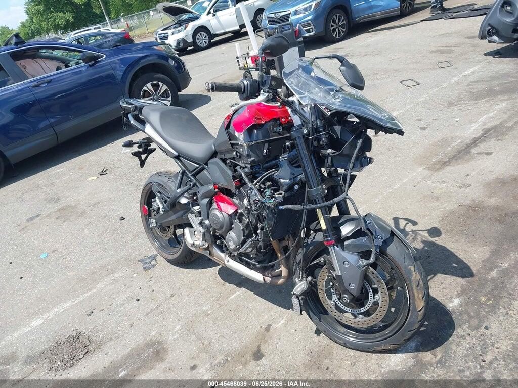 SMTL20UL4NTAX6455 2022 TRIUMPH MOTORCYCLE TIGER photo no. 2